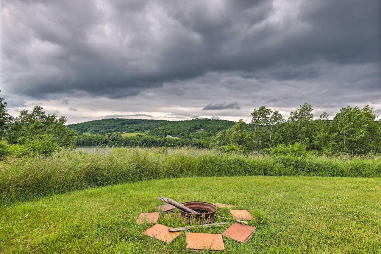 Apartment With Shared Deck And View Of Cowanesque Lake Lawrenceville Exteriör bild